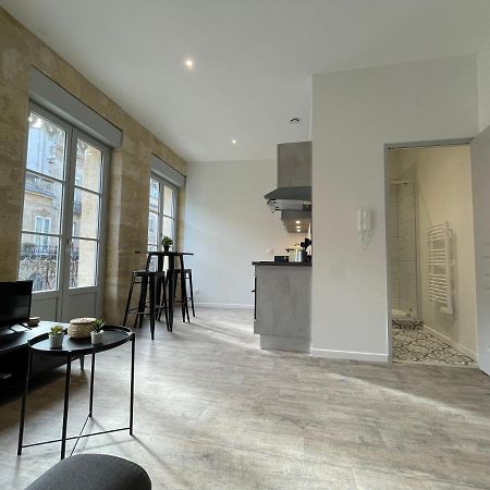 Superbes Studios De Charme, Lumineux Et Climatises En Plein Centre Bordeaux Exterior photo